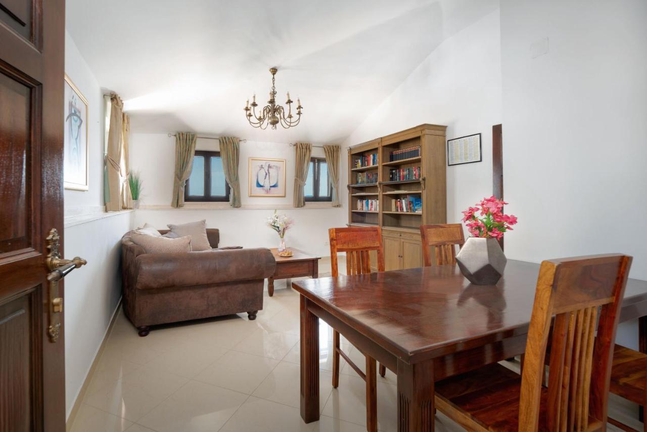 Luxury Apartments Perko คาชเตลา ภายนอก รูปภาพ