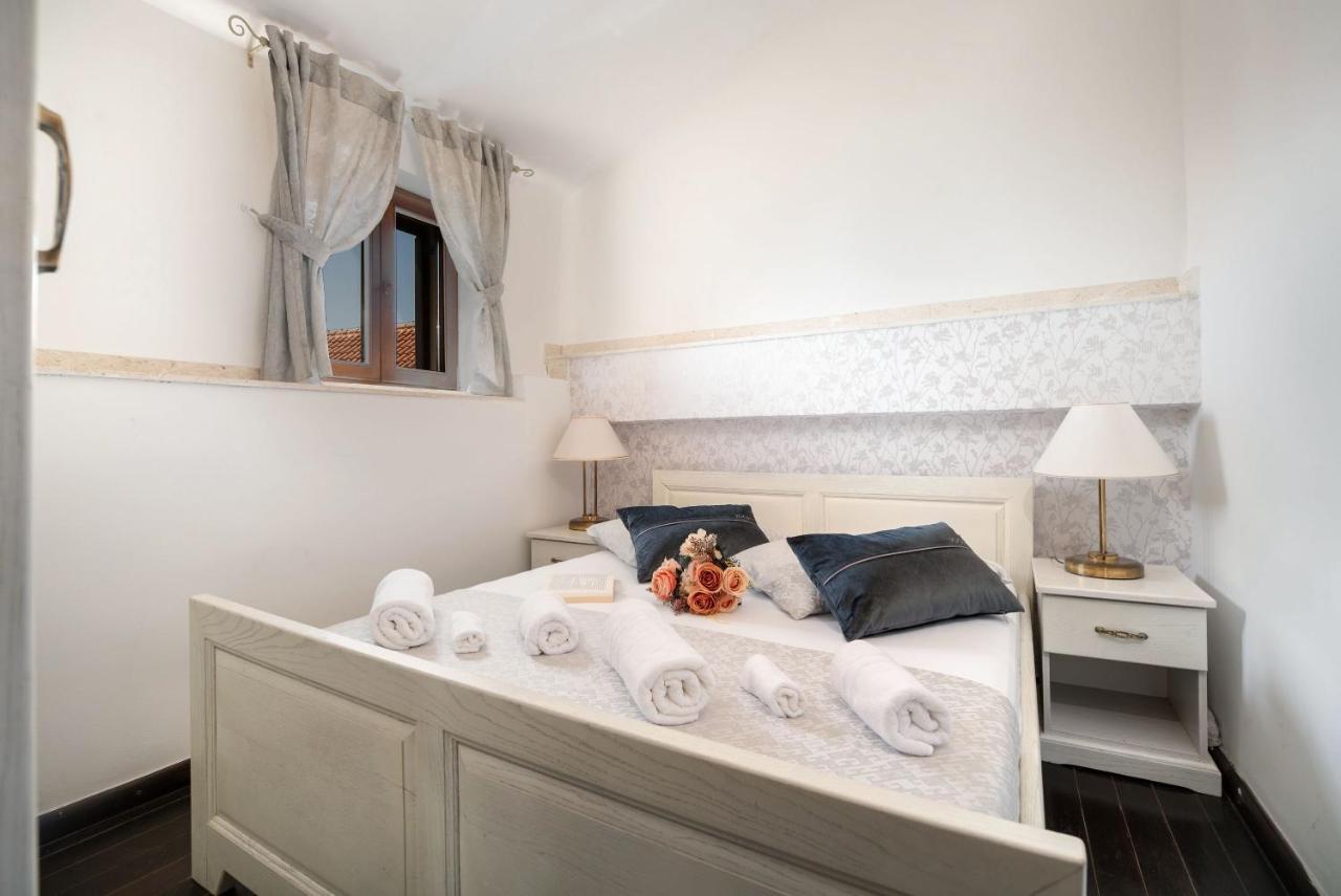 Luxury Apartments Perko คาชเตลา ภายนอก รูปภาพ