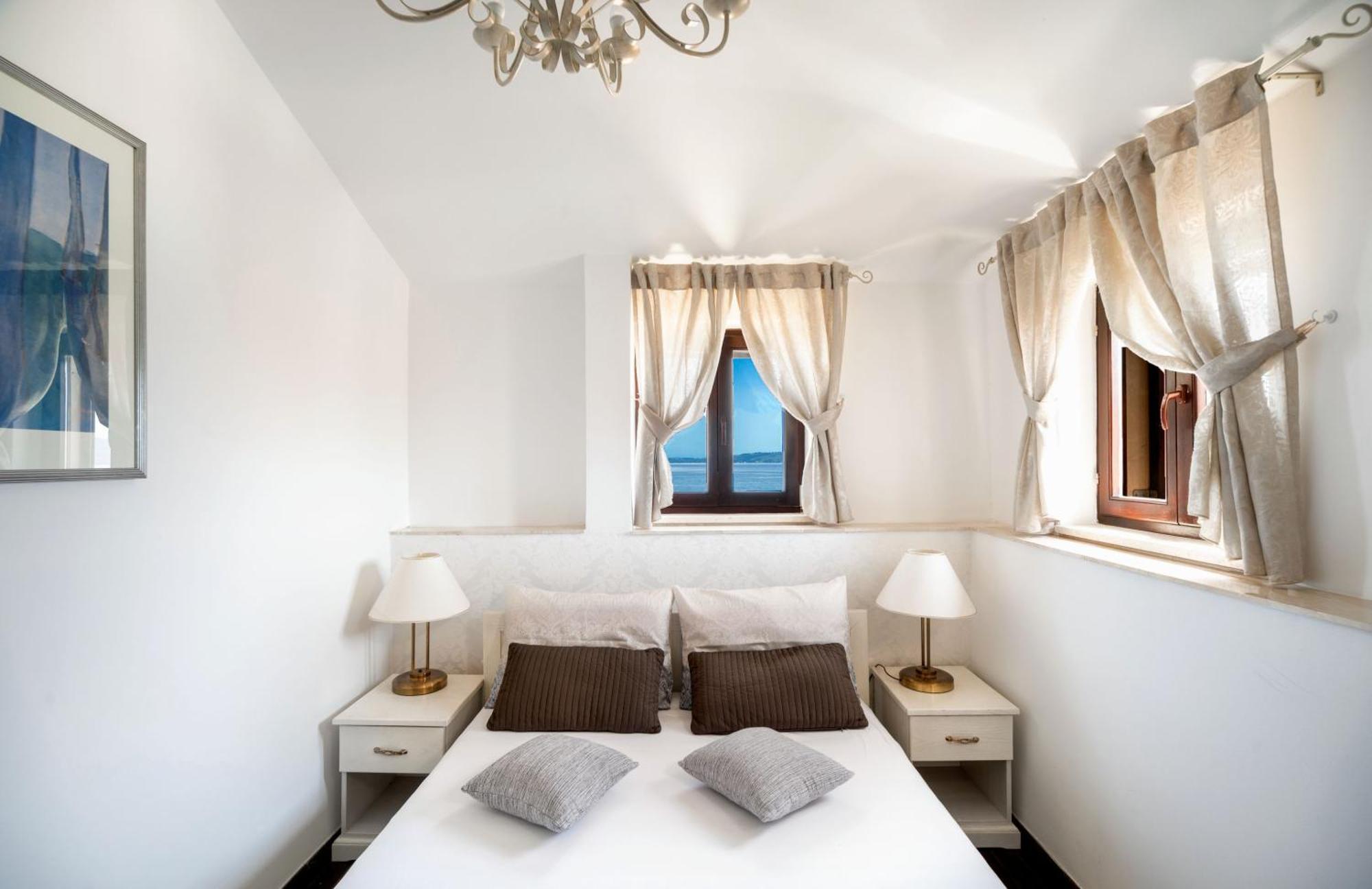 Luxury Apartments Perko คาชเตลา ห้อง รูปภาพ